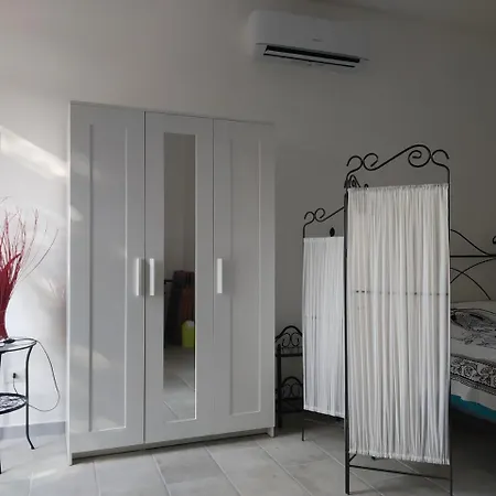 Physis B&b-a Casa Di Clio Отель типа 